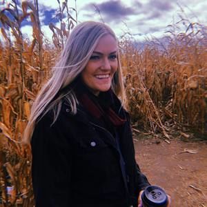 Meet your Posher, Anna